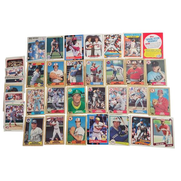 Vintage MLB Topps Upper Deck Fleer Baseball Trading Cards Lot Of 62 VG/VG+ - Picture 1 of 3